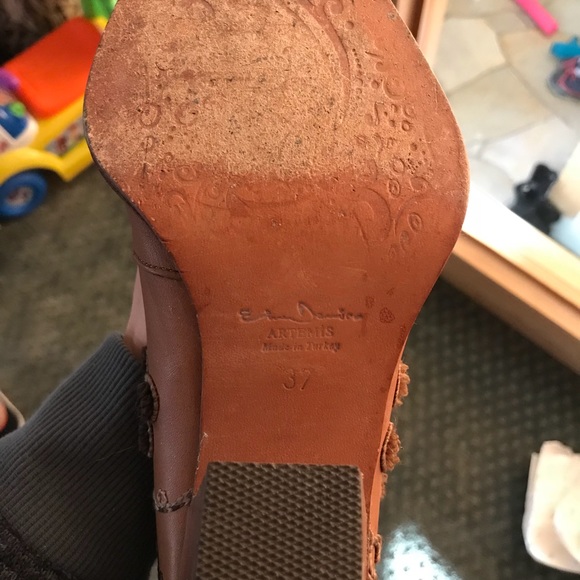 Leather boots - Picture 5 of 5